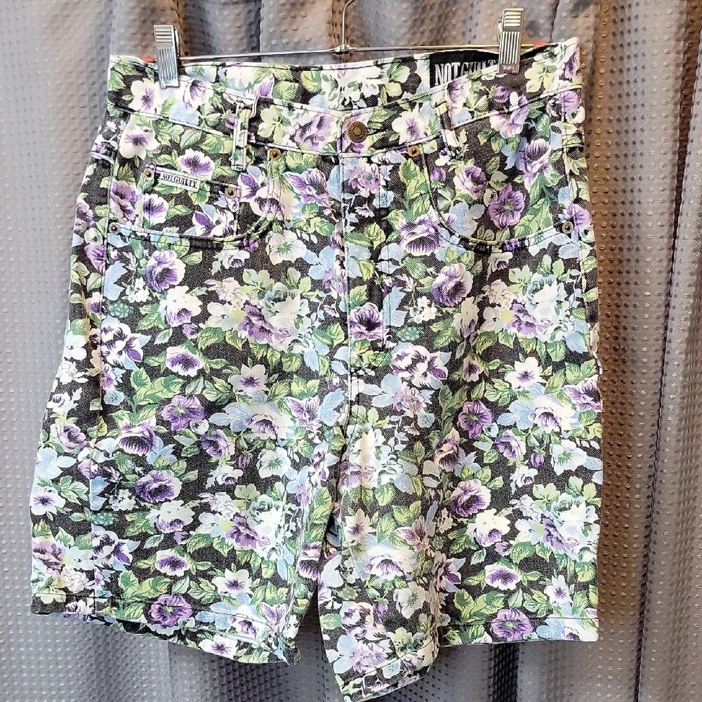 Vintage 80's / 90's Floral Not Guilty Jean Shorts Size L